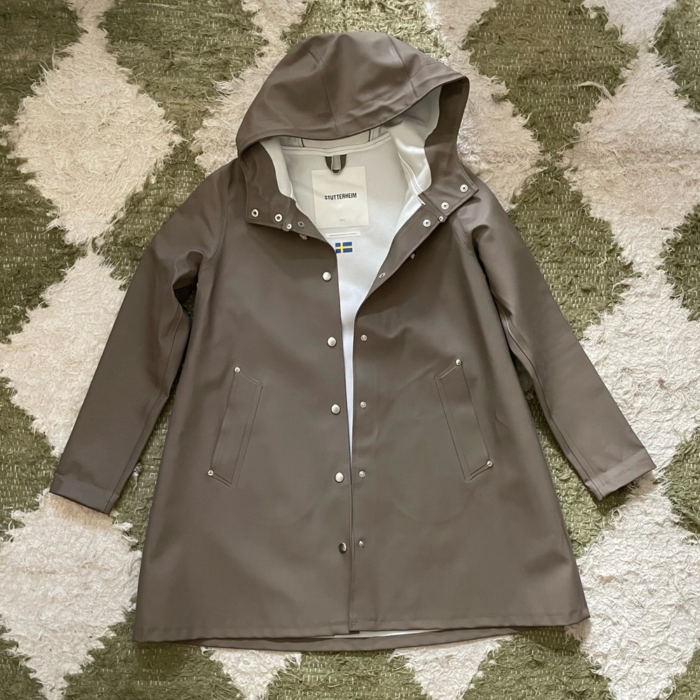 Stutterheim Mosebacke A-Line Raincoat, Mole size XXS